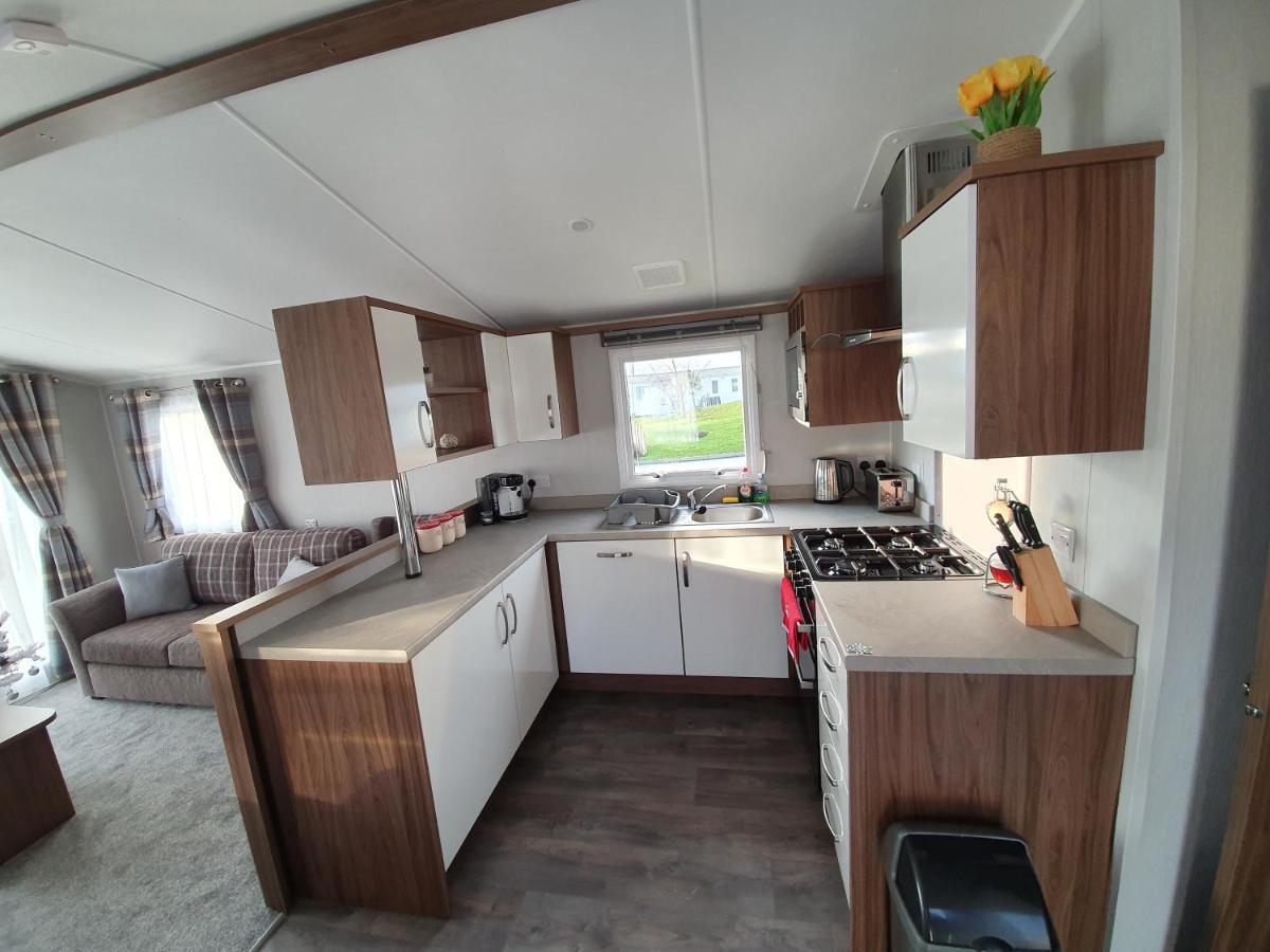 Rj Luxury Caravan Hire With Hot Tub Tattershall Extérieur photo